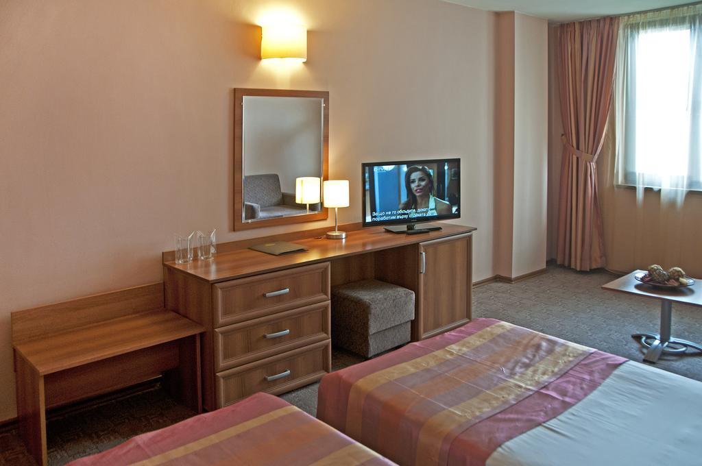 Hotel Real Plovdiv Pokoj fotografie
